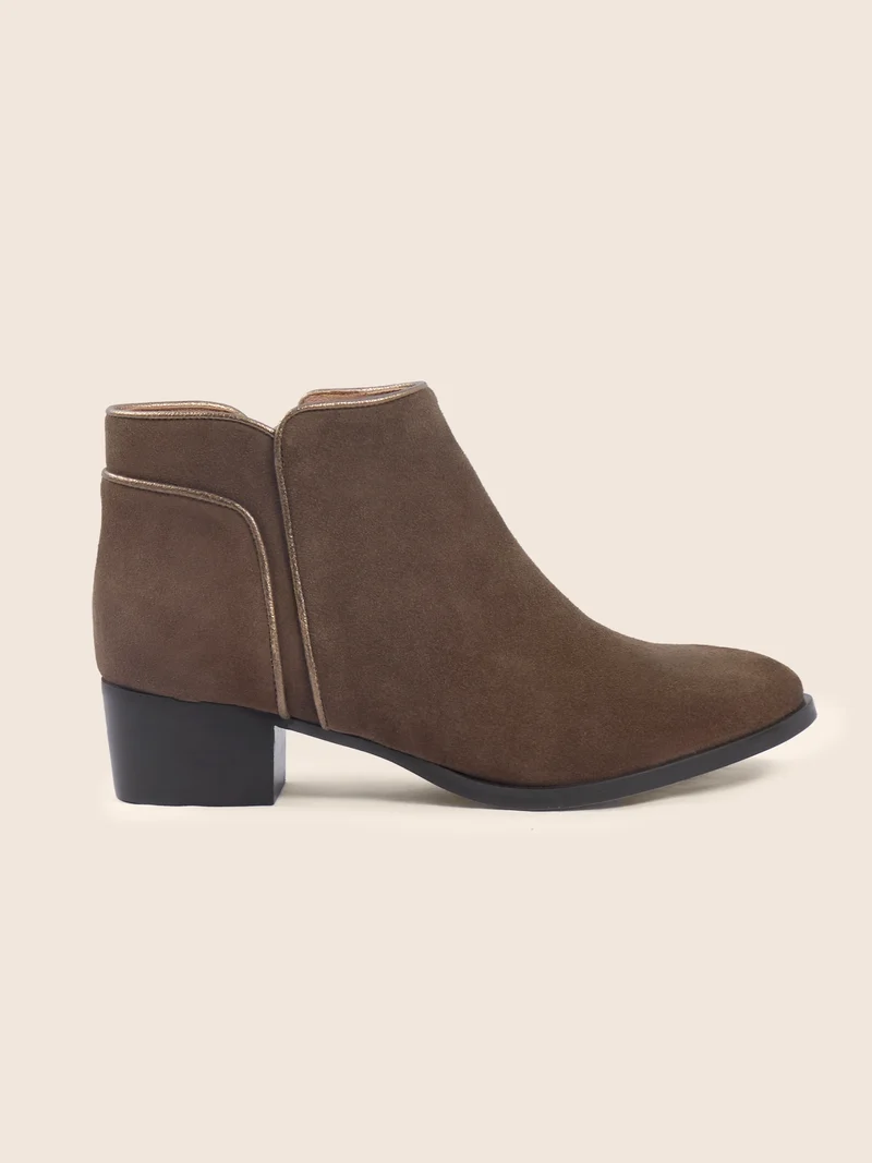 Bottines moyen talon cuir daim marron