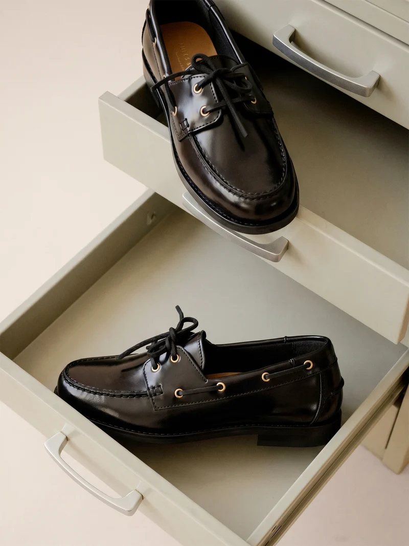 Mocassins bateau cuir vernis noir