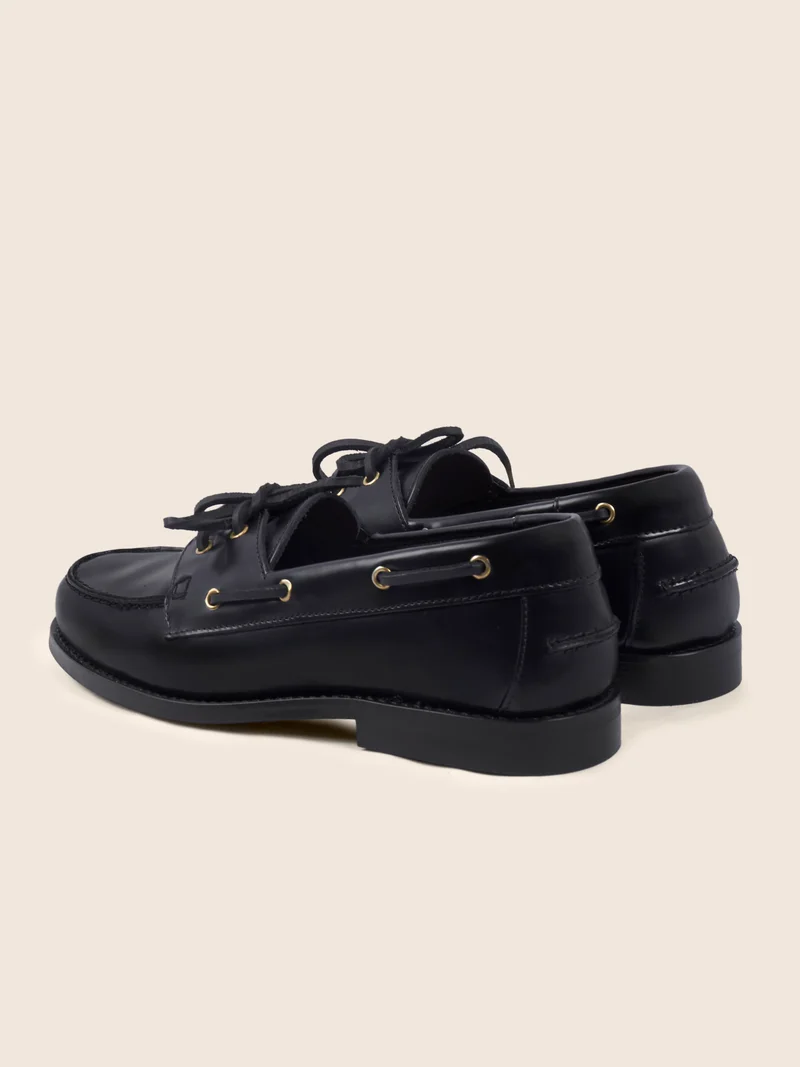 Mocassins bateau cuir vernis noir