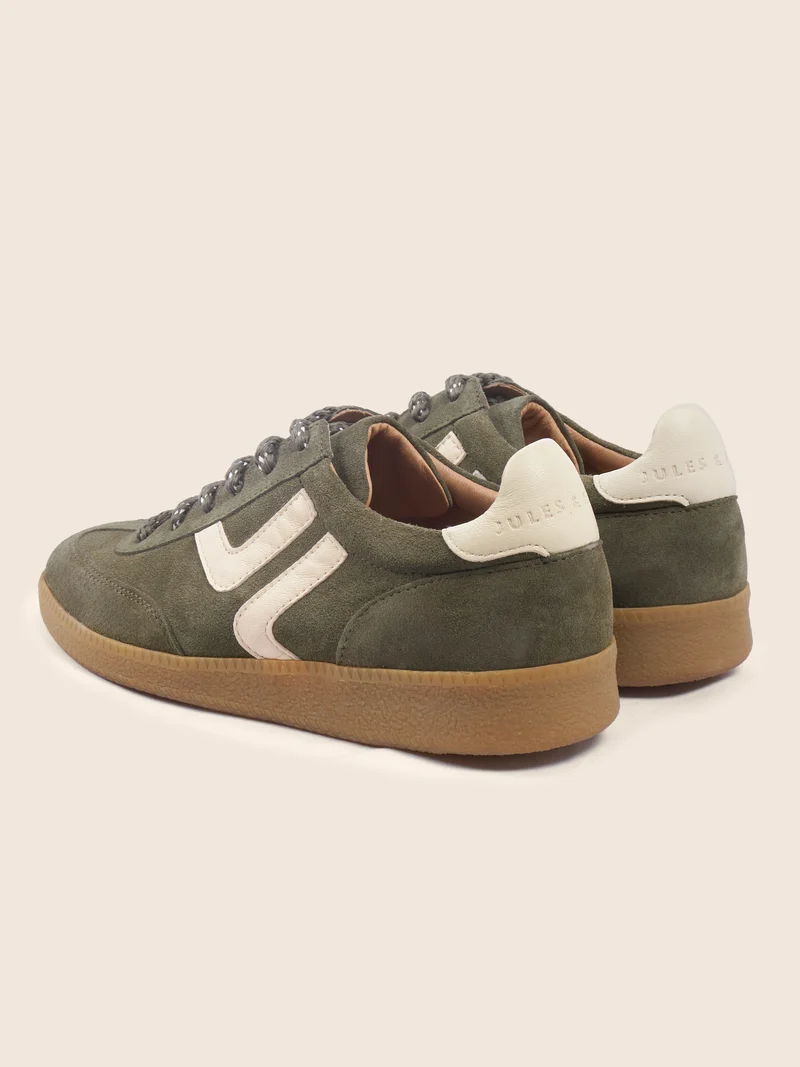 Baskets rétro cuir daim kaki