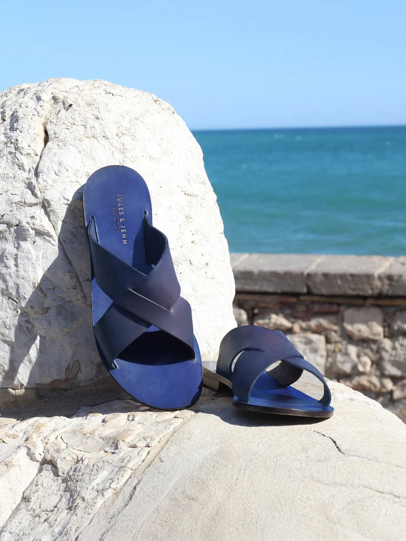 Mules plates cuir bleu