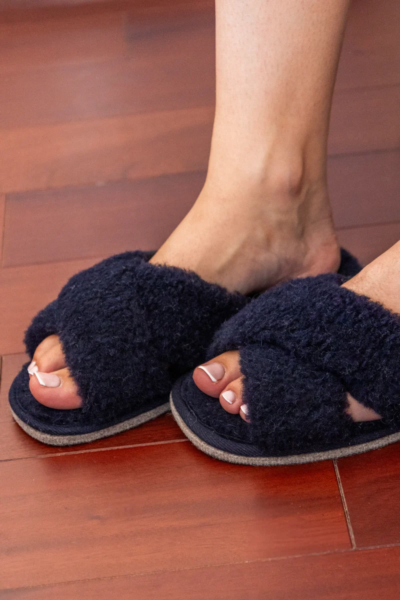 Yvette Fluffy Navy
