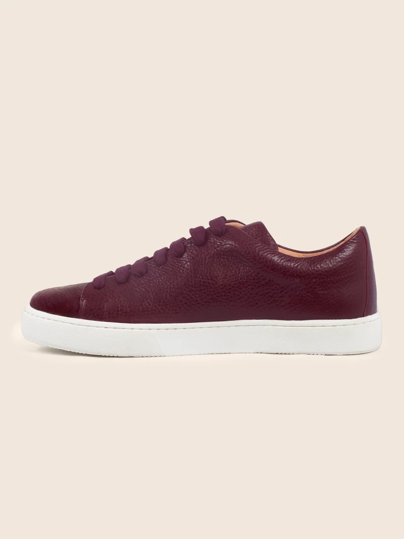 Tennis lacet cuir grainé bordeaux