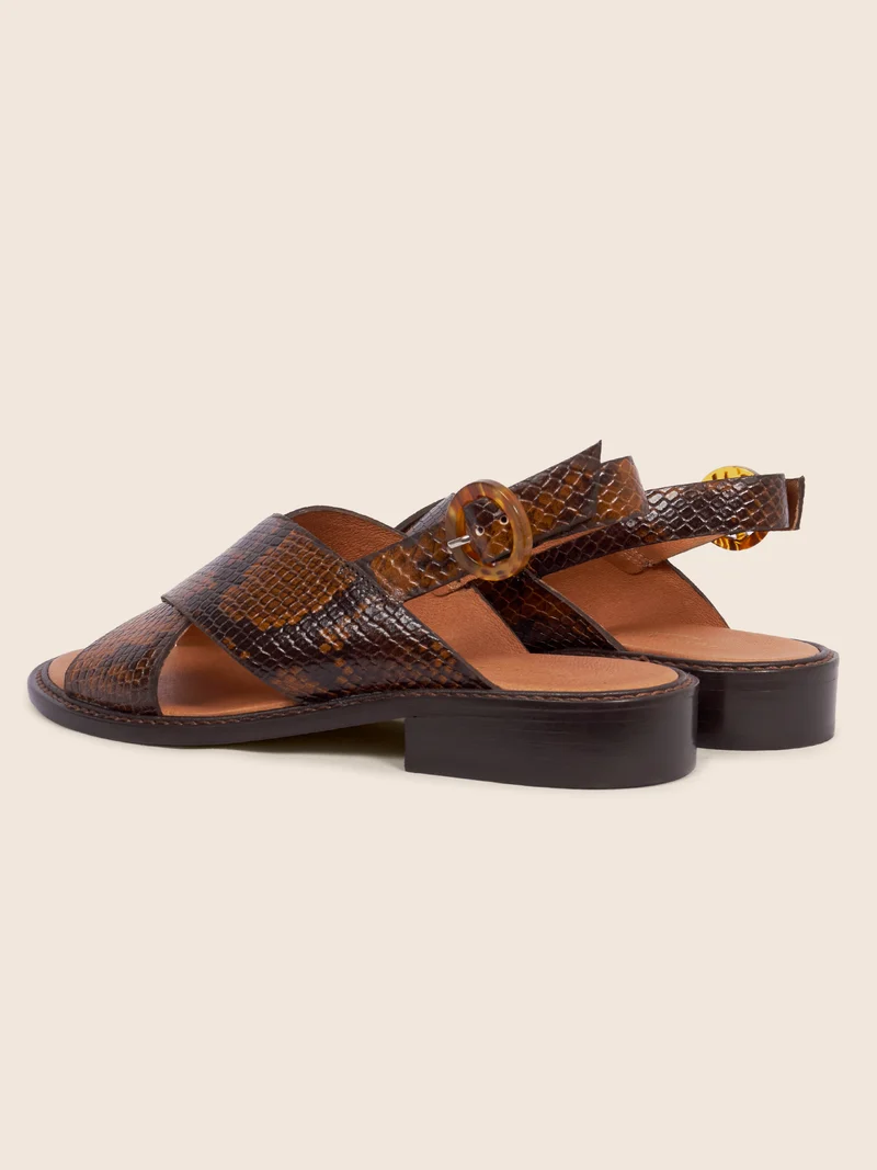 Sandales plates écaille python marron