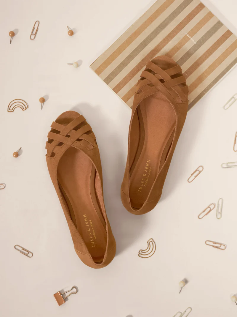 Ballerines brides cuir daim camel