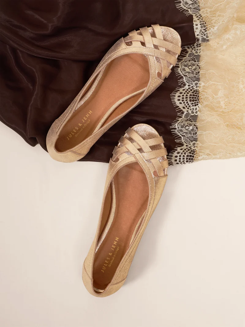Ballerines brides cuir métallisé doré