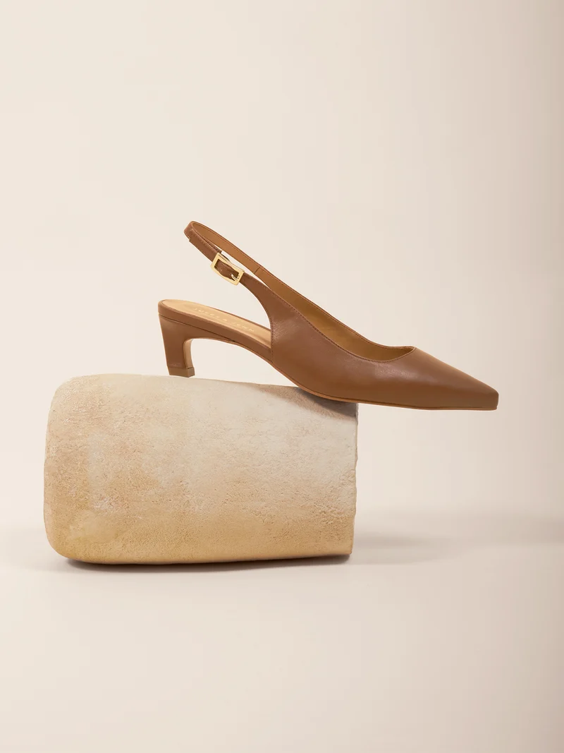 Escarpins slingback petit talon cuir cognac