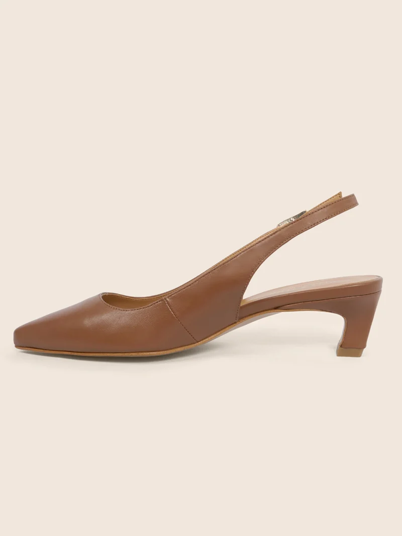Escarpins slingback petit talon cuir cognac