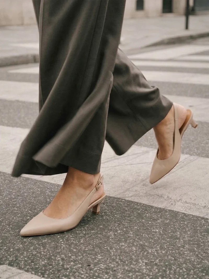 Escarpins slingback petit talon cuir crème