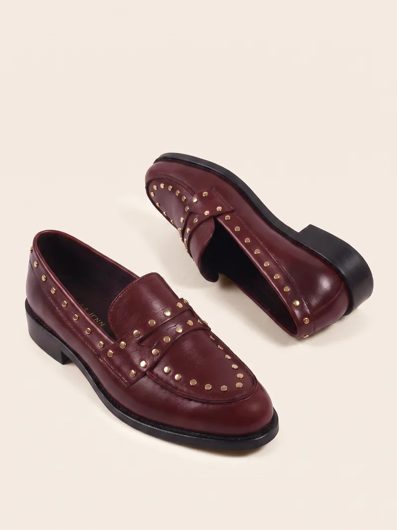 Mocassins cuir bordeaux clouté