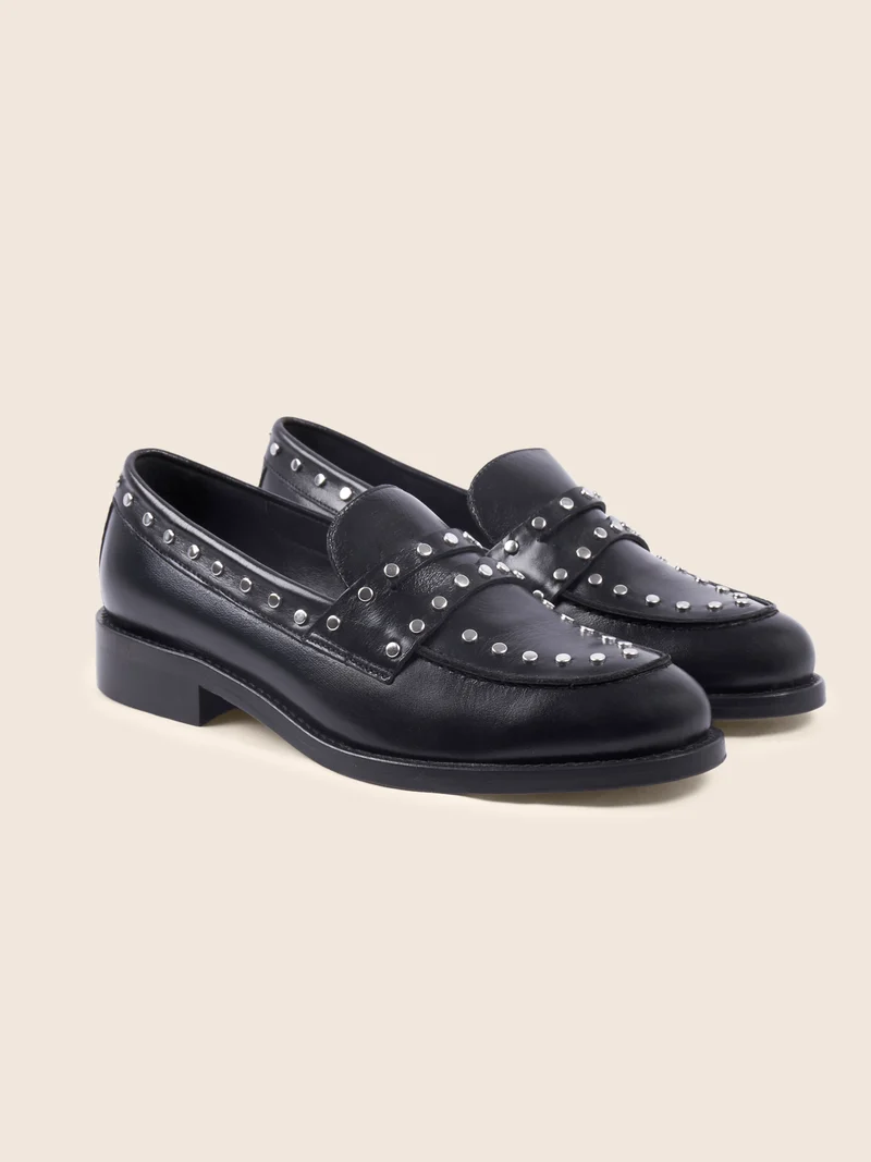 Mocassins cuir noir clouté