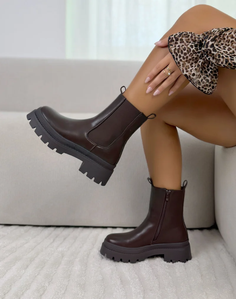 Bottines femme marron tendance style Chelsea à plateforme crantée et talon épais