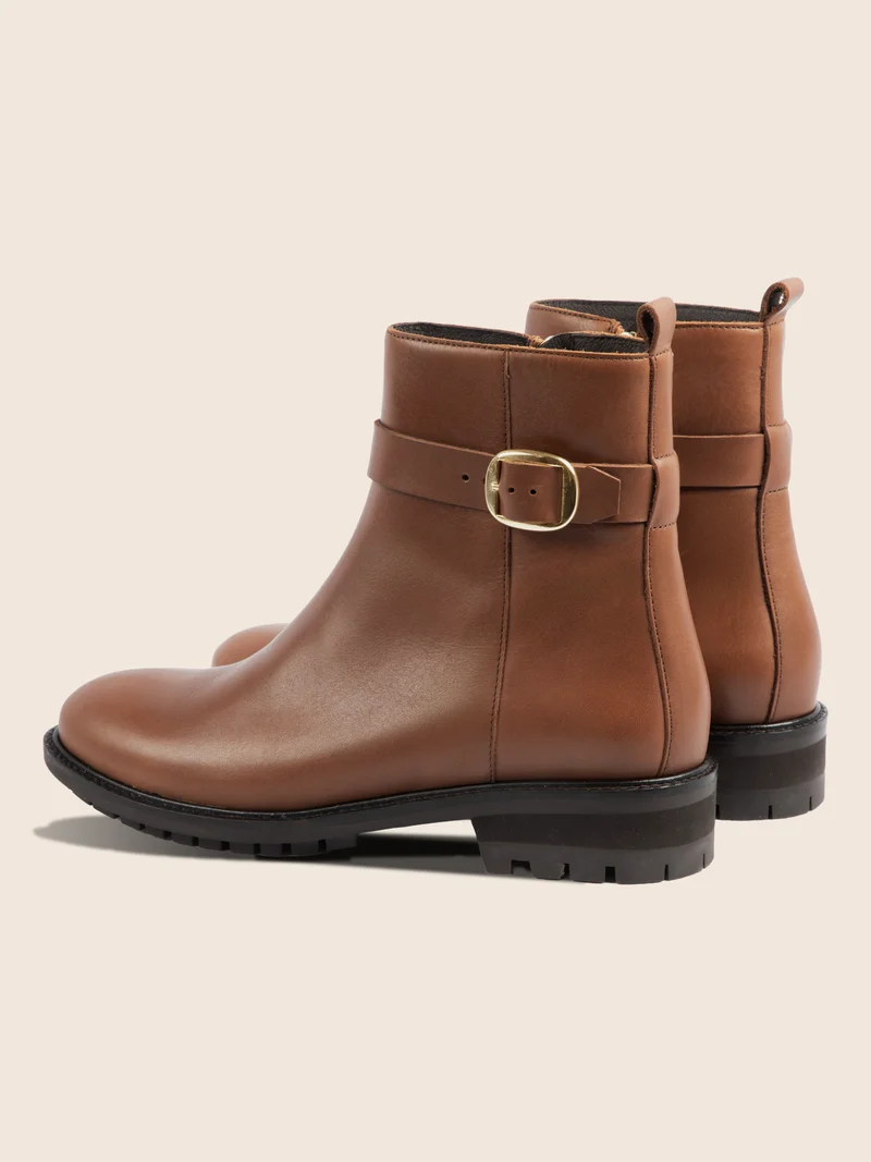 Bottines boucle cuir camel