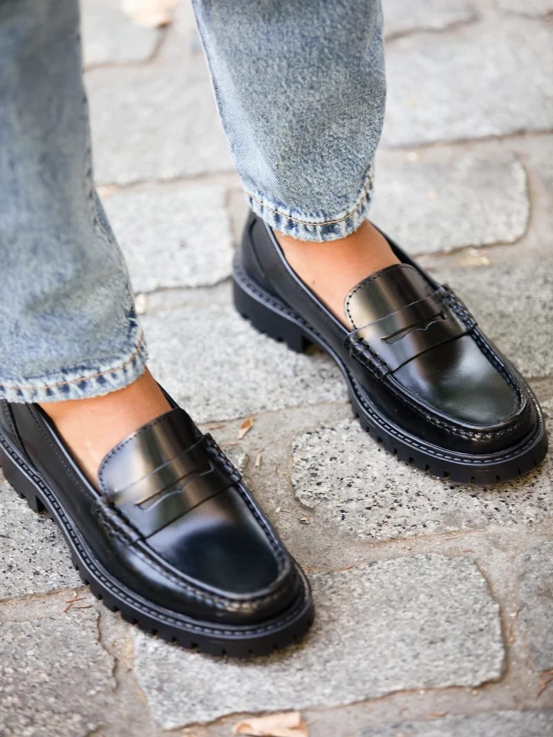 Mocassins cuir vernis noir