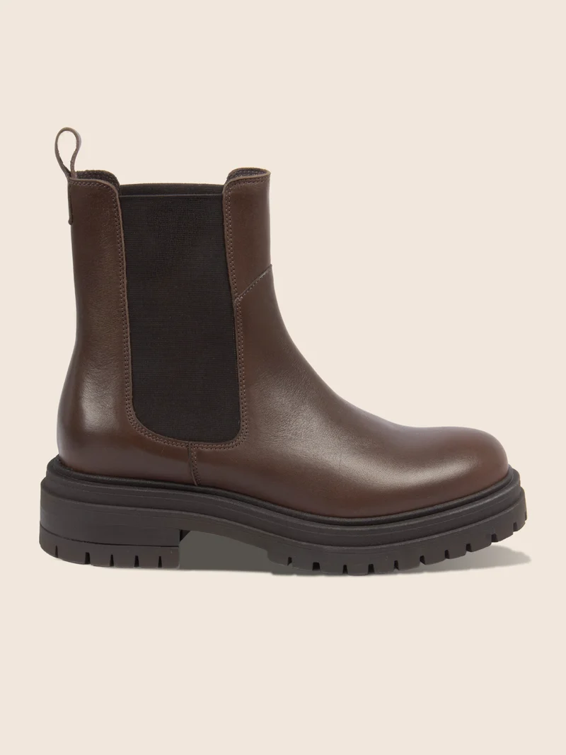 Bottines Chelsea crantées cuir marron