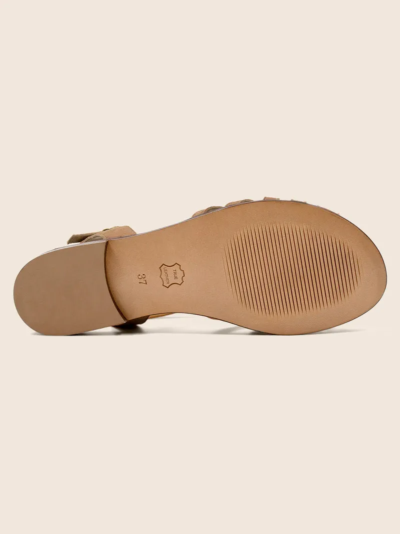 Sandales plates brides cuir daim camel