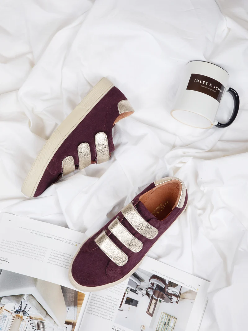Baskets scratch cuir daim bordeaux doré