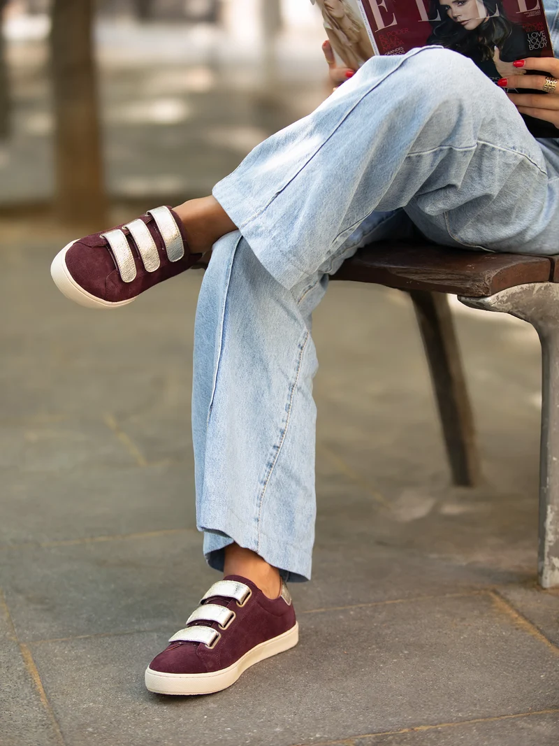 Baskets scratch cuir daim bordeaux doré