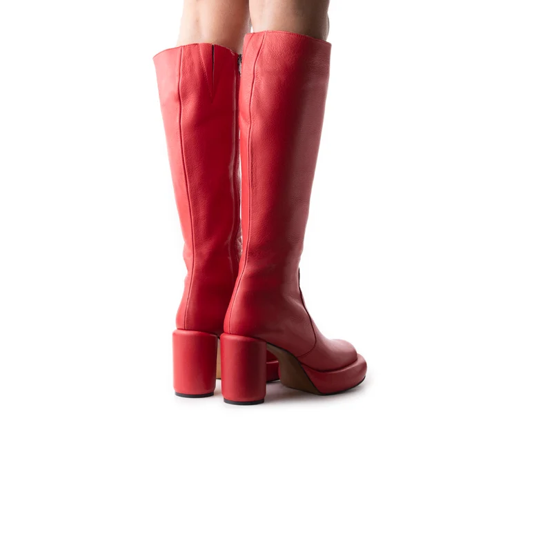 Maverik Red Leather