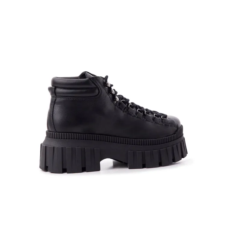 Cedric Black Leather