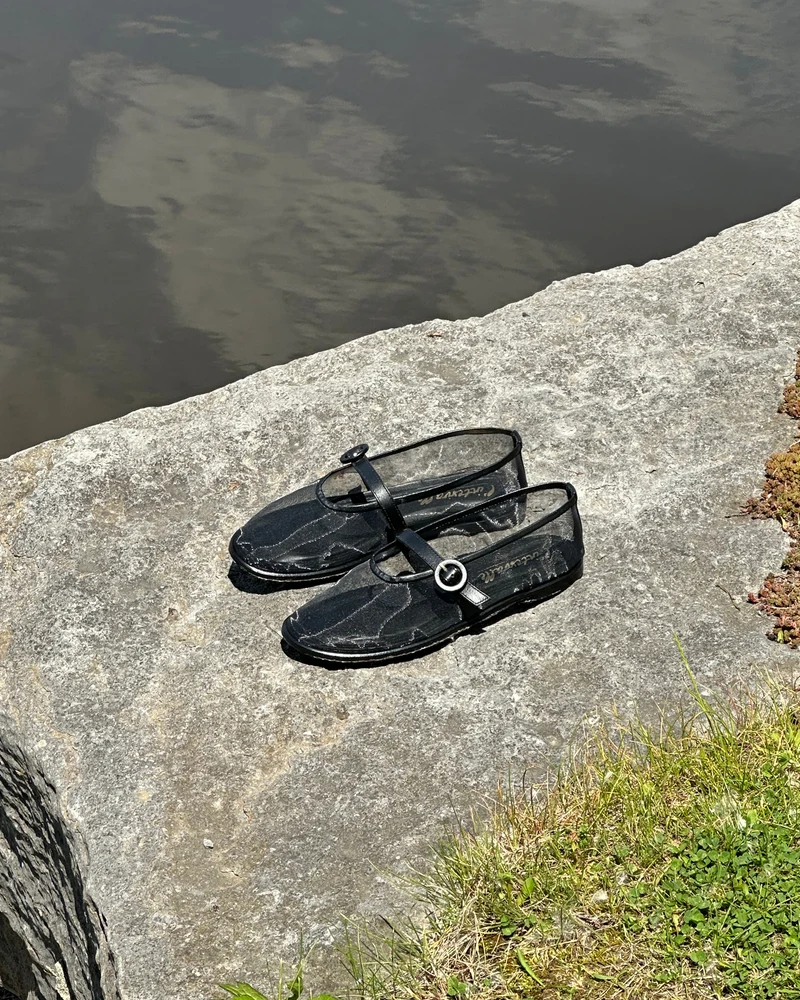 Glint Black Mesh