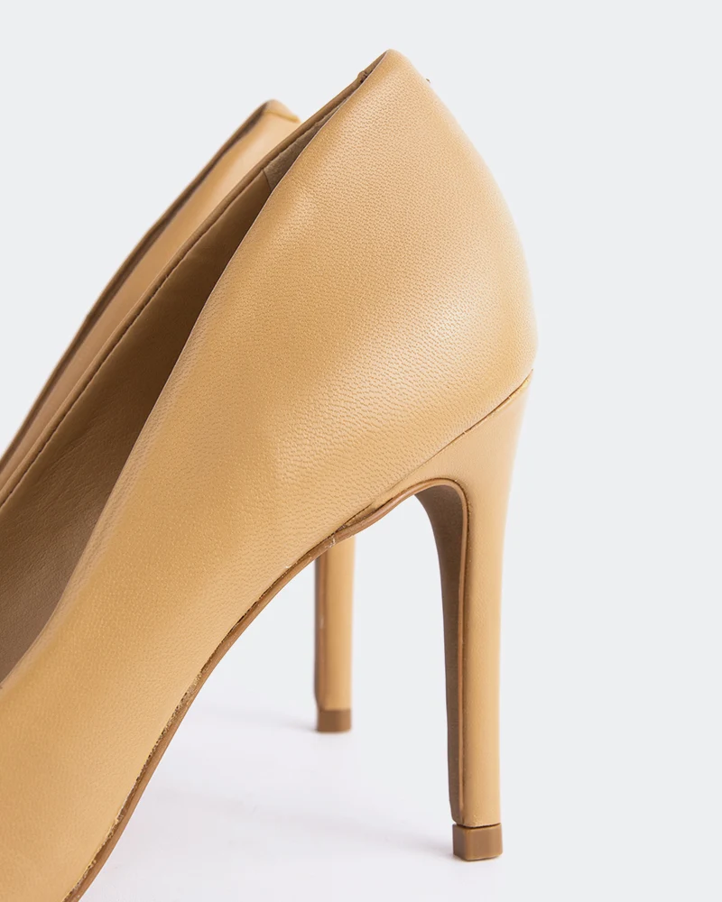 Love Camel Leather