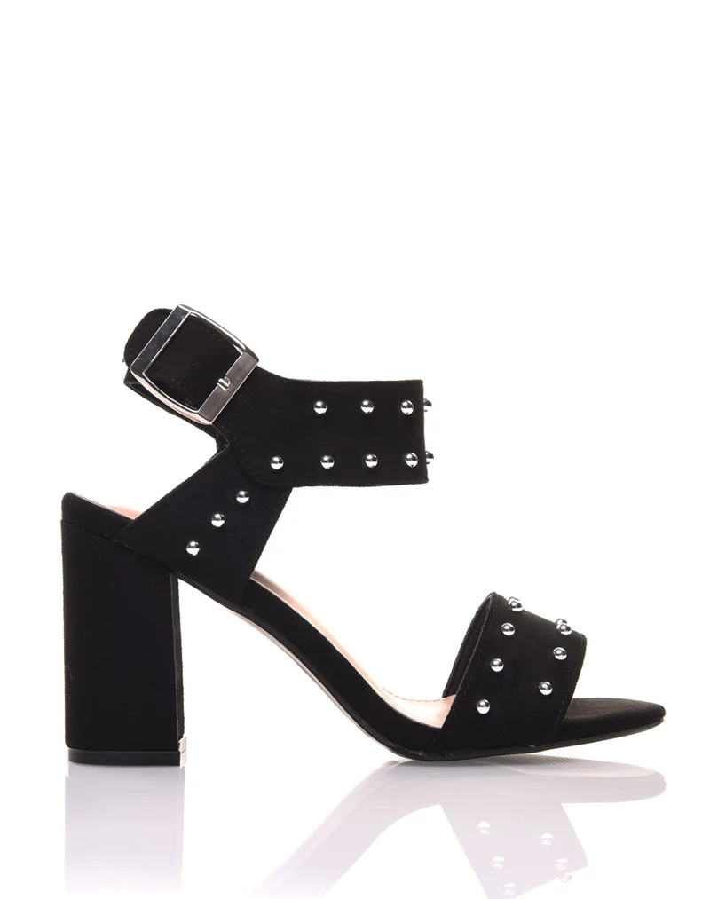 Sandales à talons noires cloutés