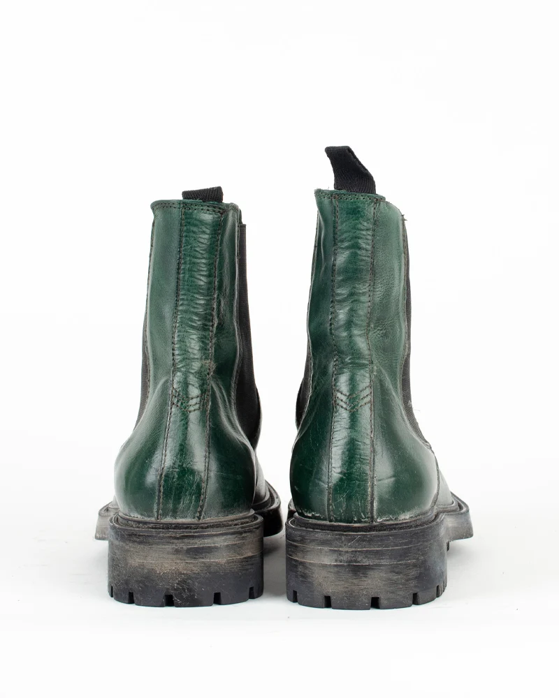 Boots moma
