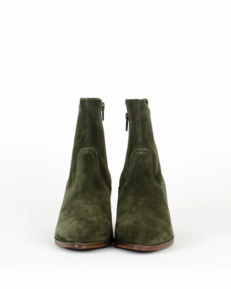 Boots aliwell