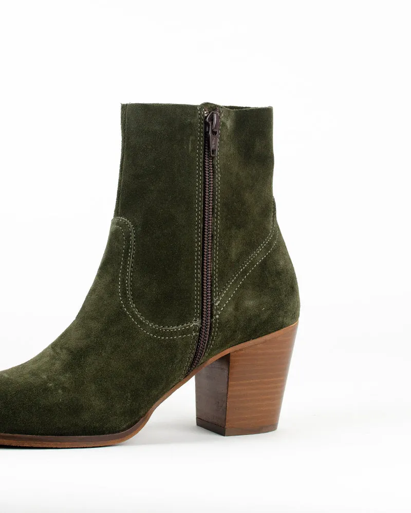Boots aliwell