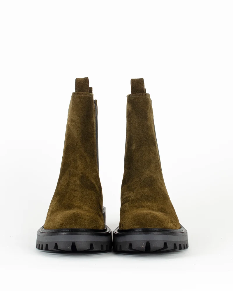 Boots billi bi