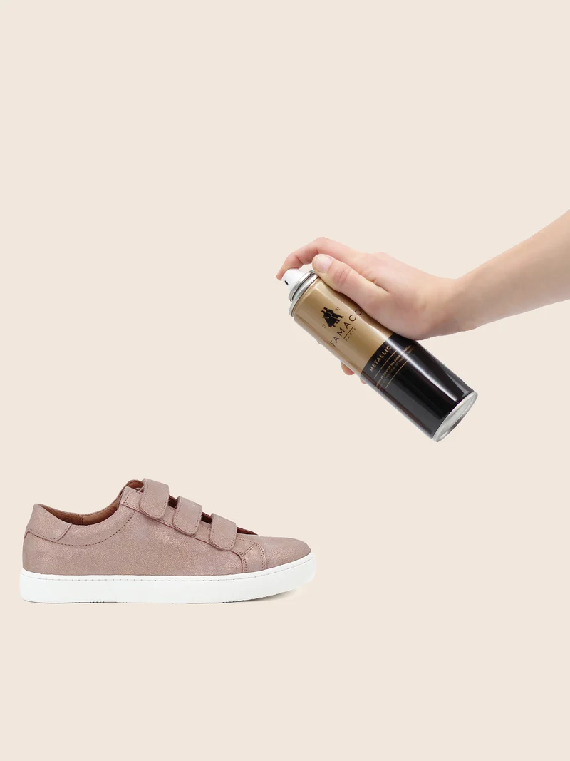 Spray pour cuir métallisé