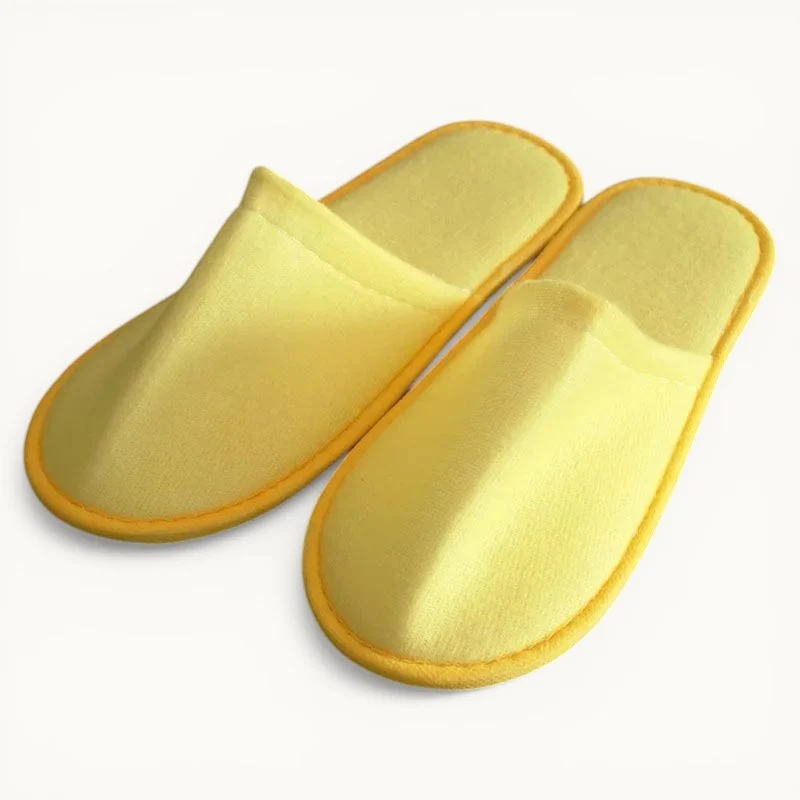 Lot de 5 chaussons d'hôtel