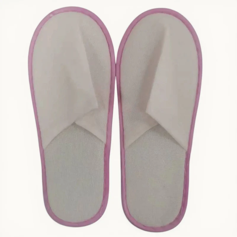 Lot de 5 chaussons d'hôtel