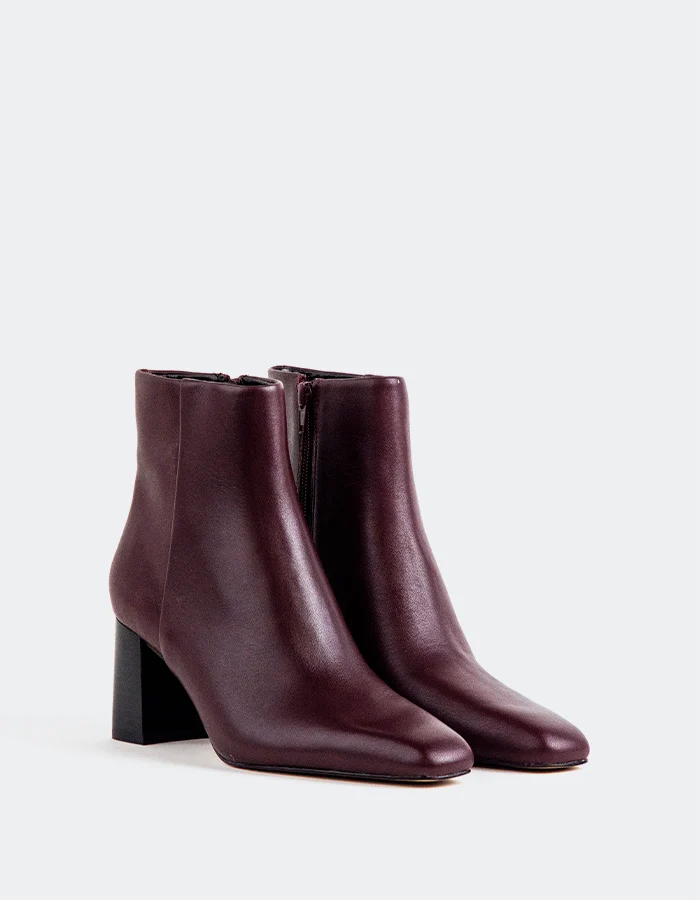 Lucky Burgundy Leather