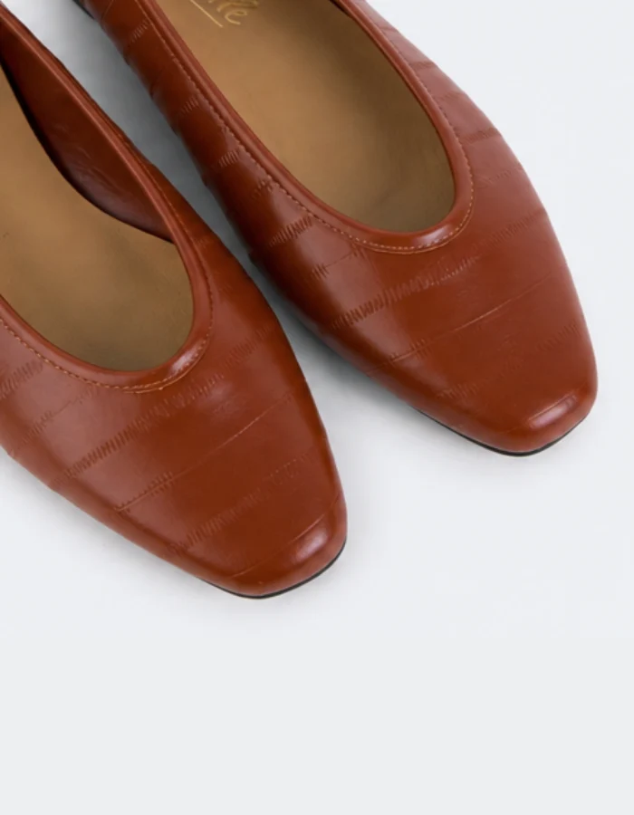 Juniper Cognac Eel Leather