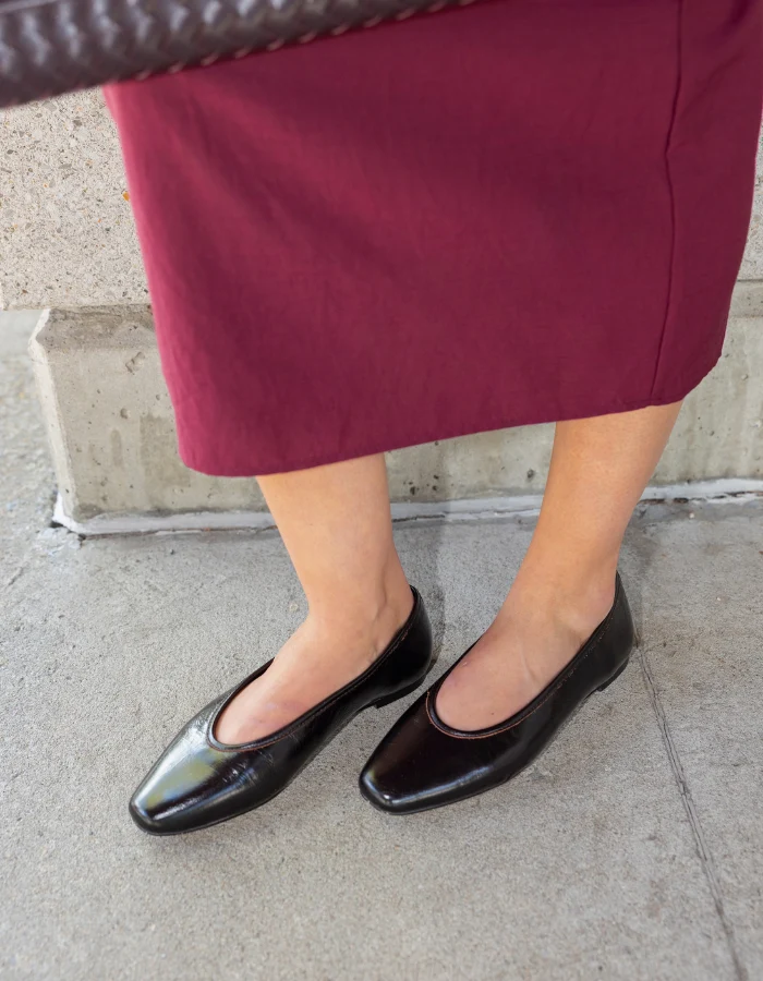Juniper Burgundy Leather