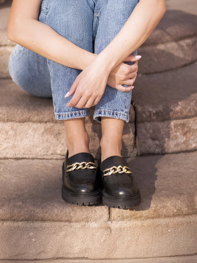 Mocassins crampons cuir noir