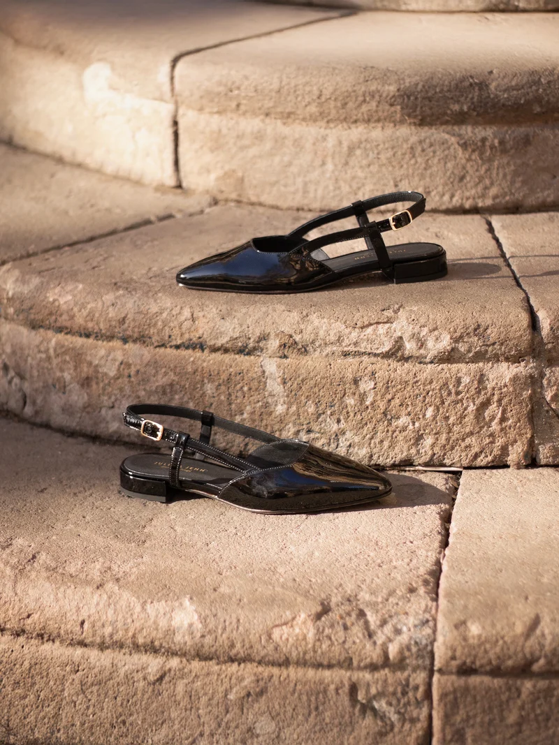 Ballerines slingback cuir vernis noir