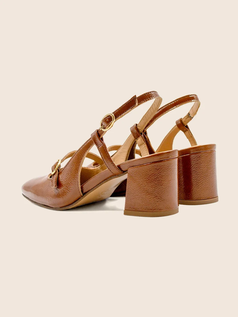 Escarpins slingback cuir vernis cognac