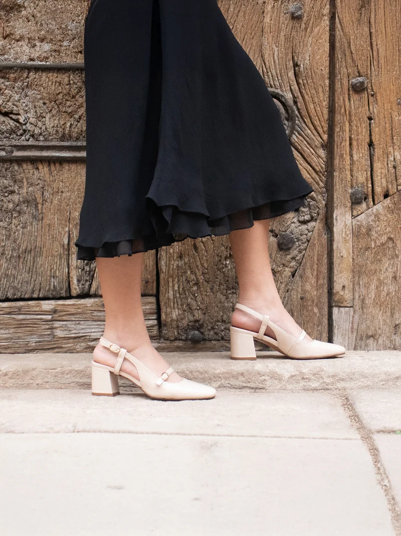 Escarpins slingback cuir vernis crème