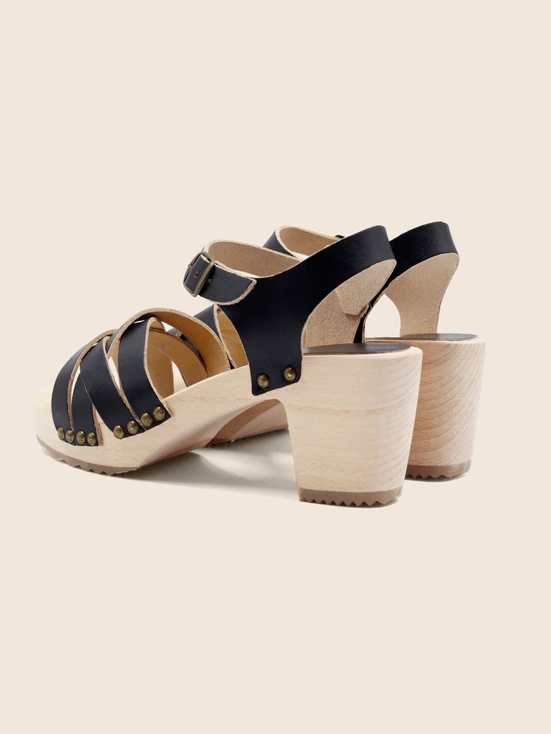 Sandales talon bois cuir noir