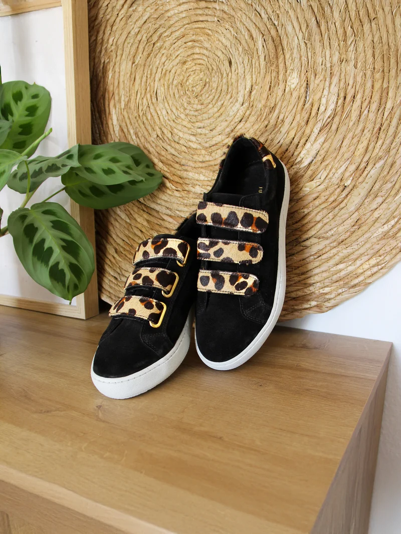 Baskets scratch cuir daim noir léopard
