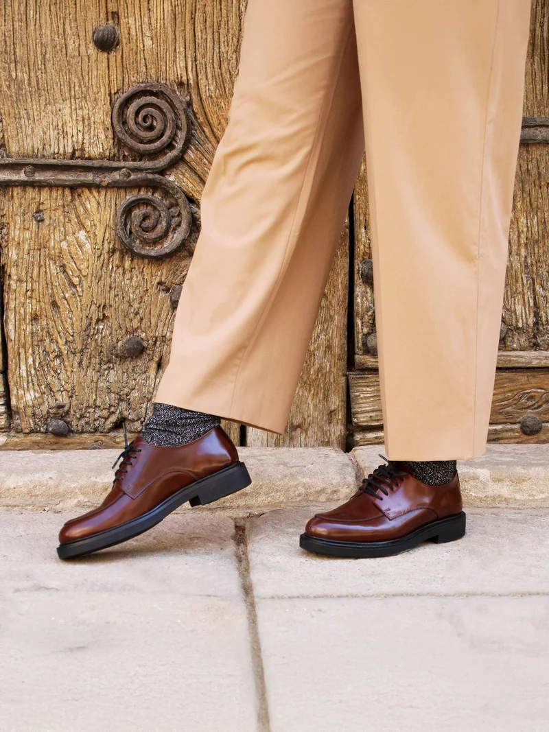 Derbies cuir brillant cognac