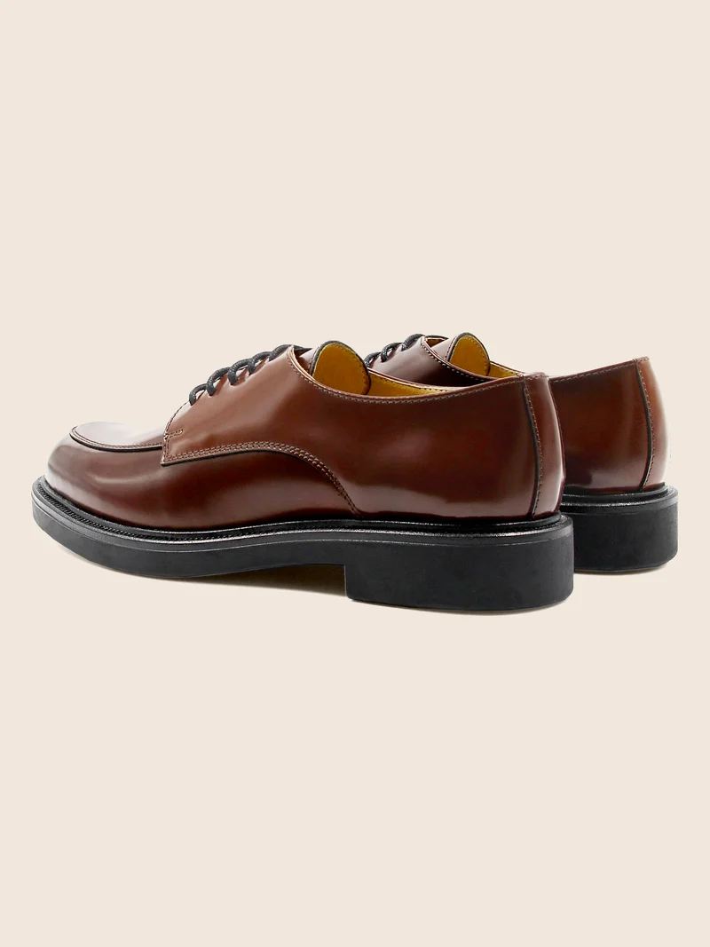 Derbies cuir brillant cognac