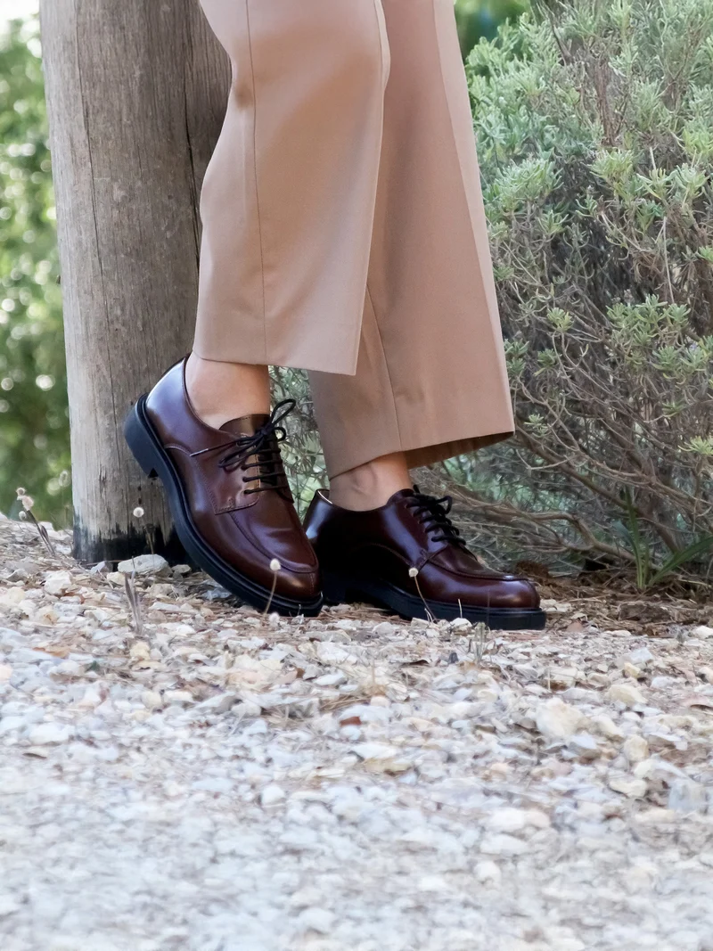 Derbies cuir brillant cognac