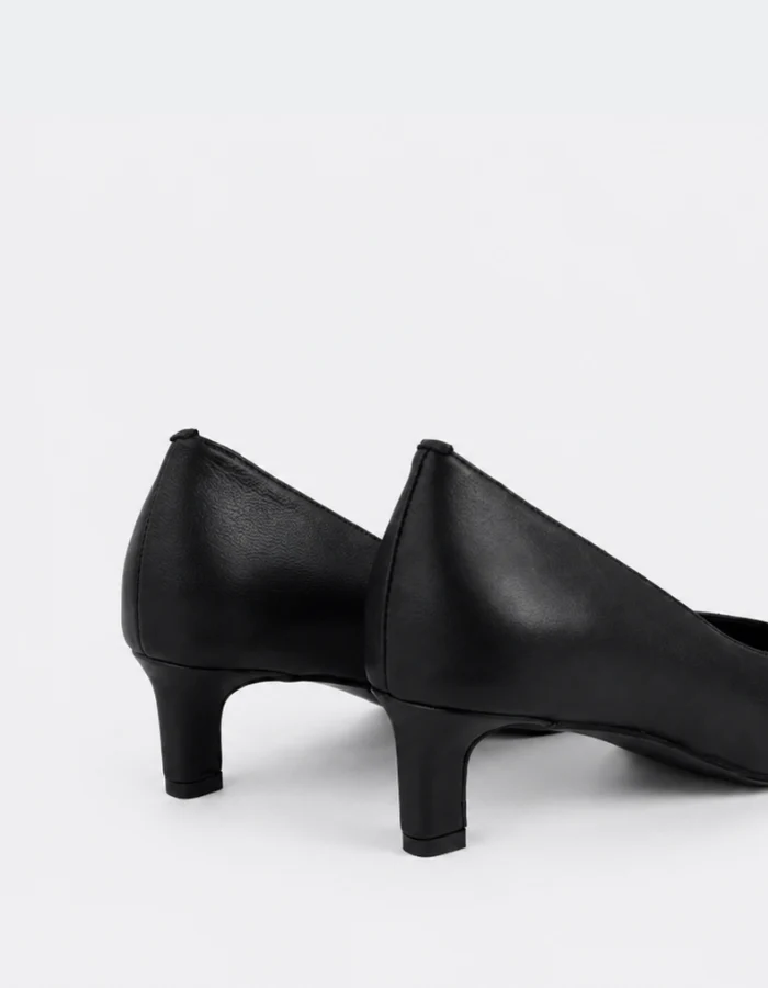 Urbane Black Leather