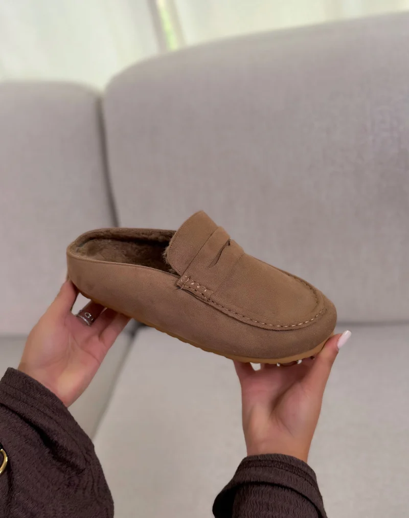 Mules femme camel en suédine fourrée confortables et cocooning