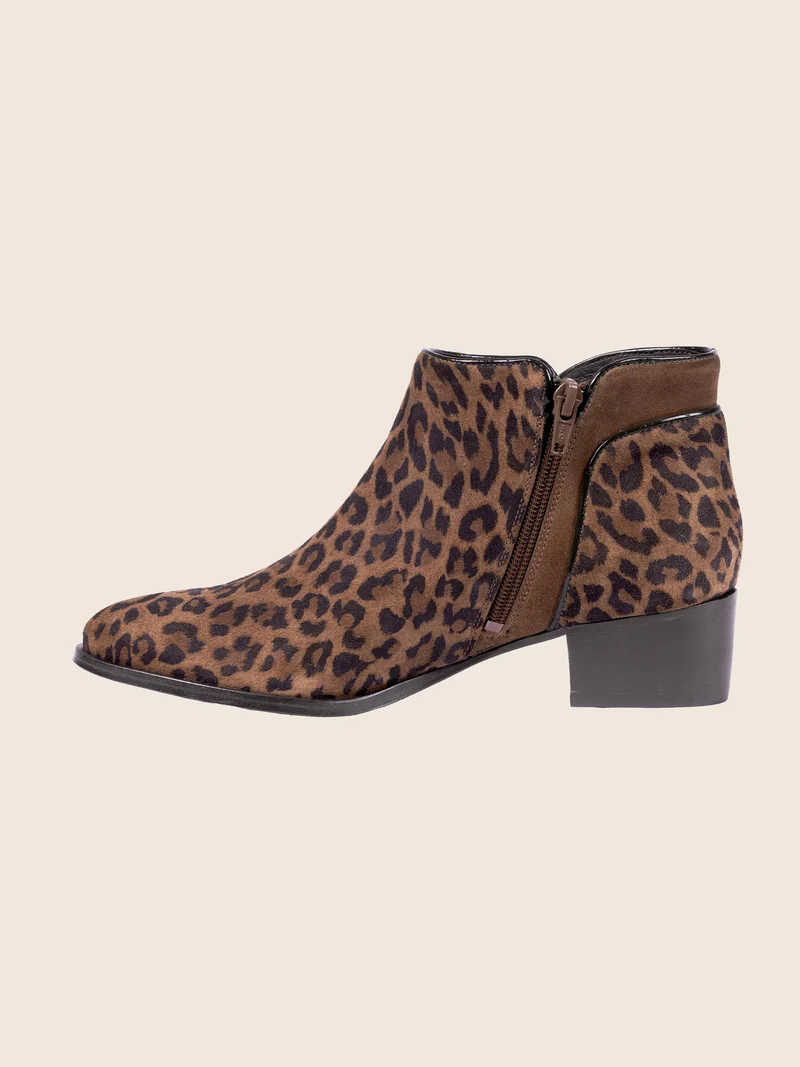 Bottines moyen talon cuir daim léopard