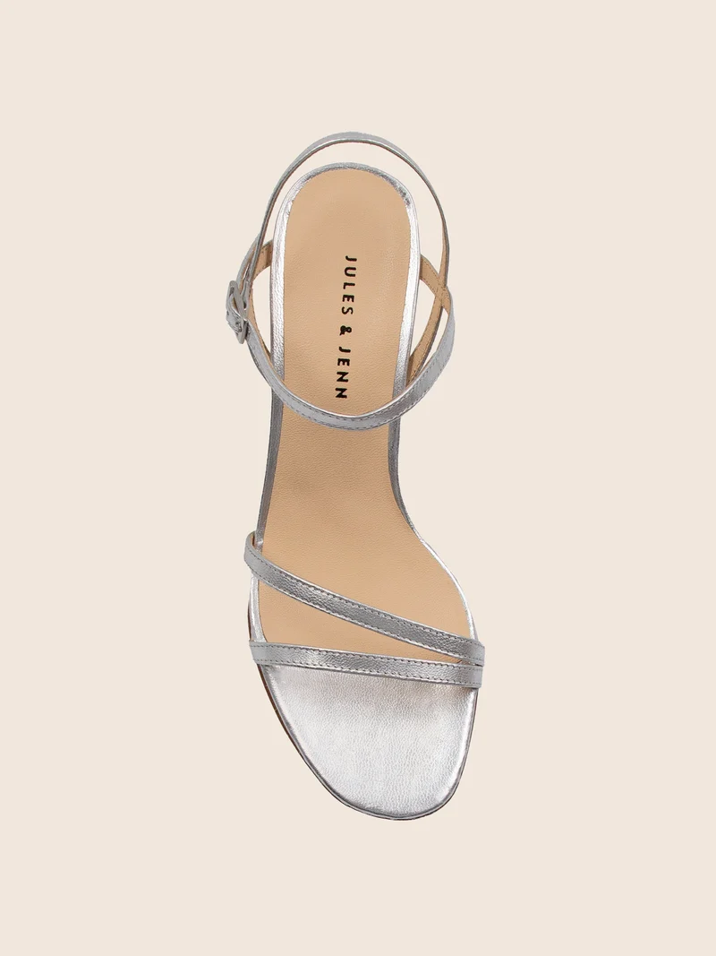 Sandales talon épurées cuir argenté